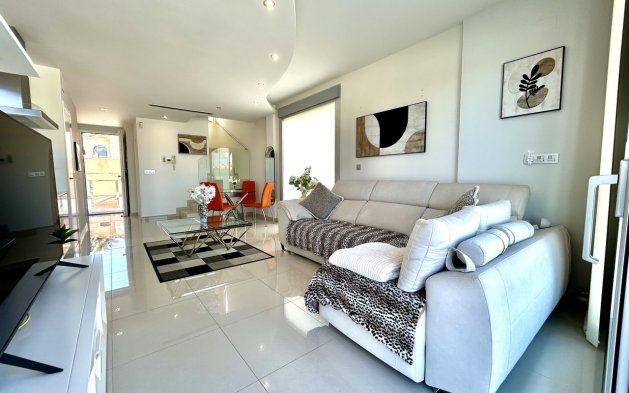 Resale - Villa - Orihuela Costa - Villamartín