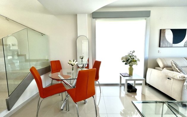 Resale - Villa - Orihuela Costa - Villamartín