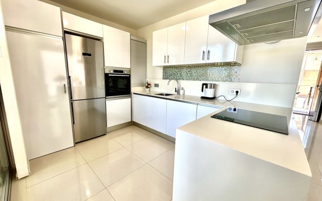 Resale - Villa - Orihuela Costa - Villamartín