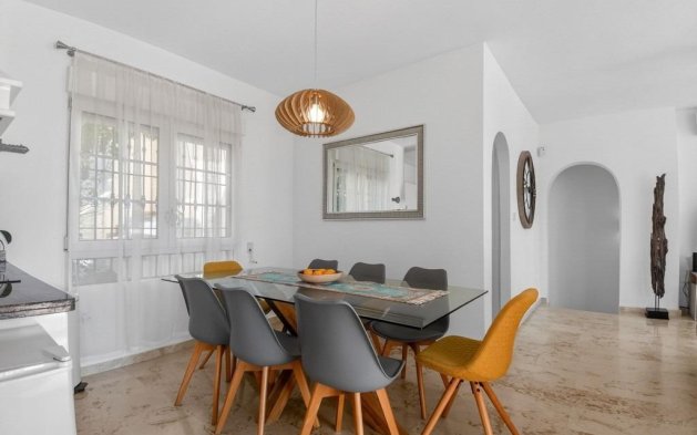 Resale - Villa - Orihuela Costa - Las Ramblas