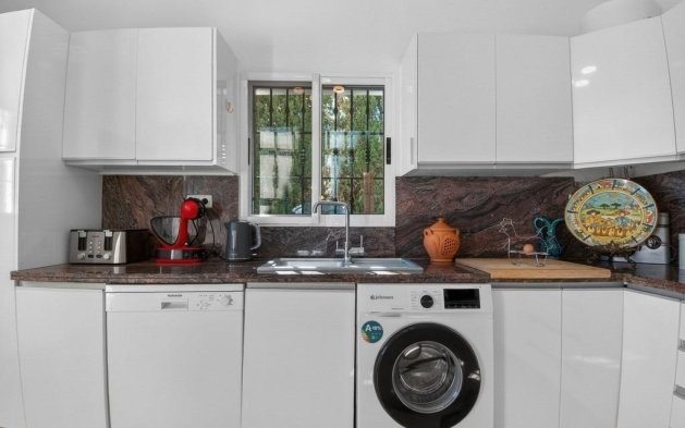 Resale - Villa - Orihuela Costa - Las Ramblas