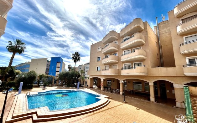 Resale - Apartment / flat - Orihuela Costa - Cabo Roig