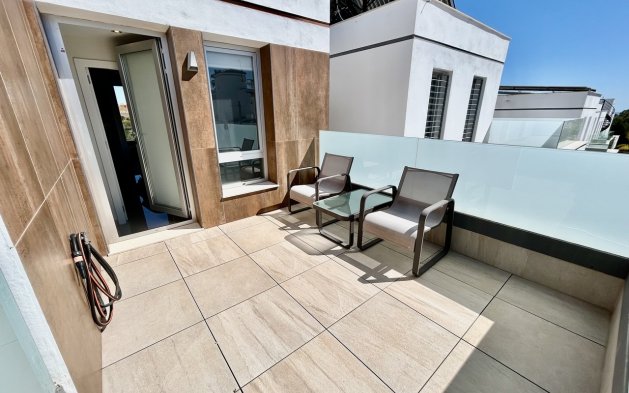 Resale - Villa - Orihuela Costa - Villamartín