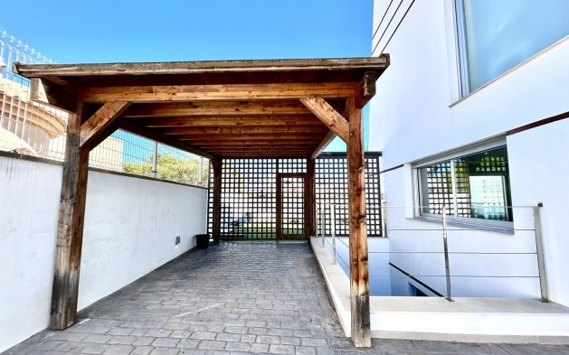 Resale - Villa - Orihuela Costa - Villamartín