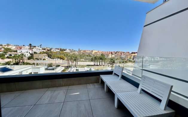 Resale - Villa - Orihuela Costa - Villamartín