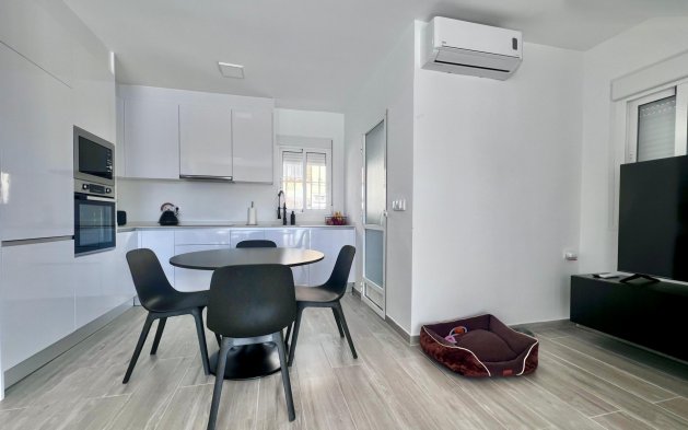 Resale - Villa - San Miguel de Salinas - Las filipinas