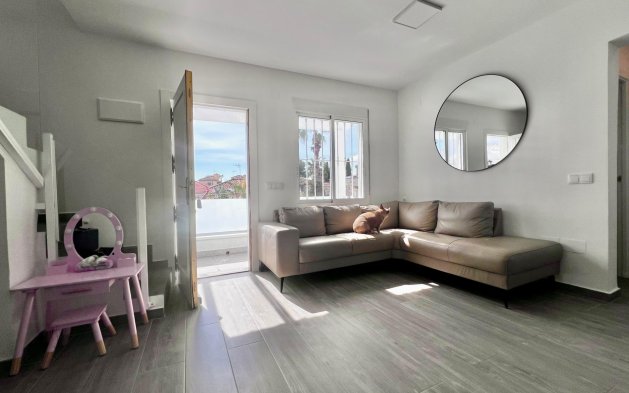 Resale - Villa - San Miguel de Salinas - Las filipinas