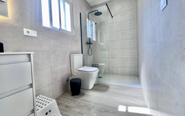 Resale - Villa - San Miguel de Salinas - Las filipinas