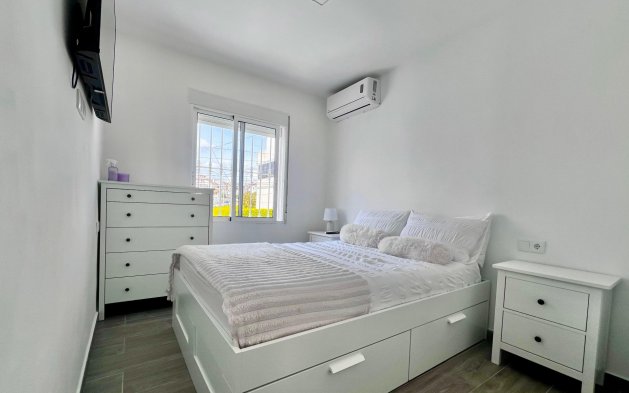 Resale - Villa - San Miguel de Salinas - Las filipinas