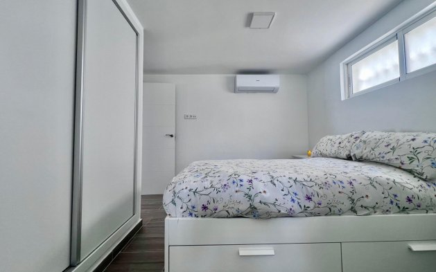 Resale - Villa - San Miguel de Salinas - Las filipinas