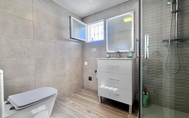 Resale - Villa - San Miguel de Salinas - Las filipinas