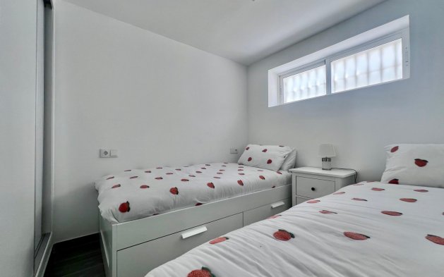 Resale - Villa - San Miguel de Salinas - Las filipinas