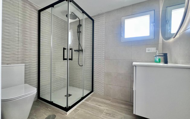 Resale - Villa - San Miguel de Salinas - Las filipinas