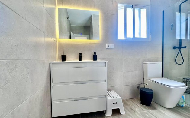 Resale - Villa - San Miguel de Salinas - Las filipinas