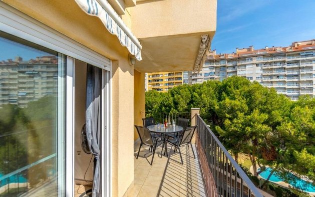 Resale - Apartment / flat - Orihuela Costa - Campoamor