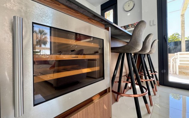 Resale - Villa - Orihuela Costa - Lomas de Cabo Roig