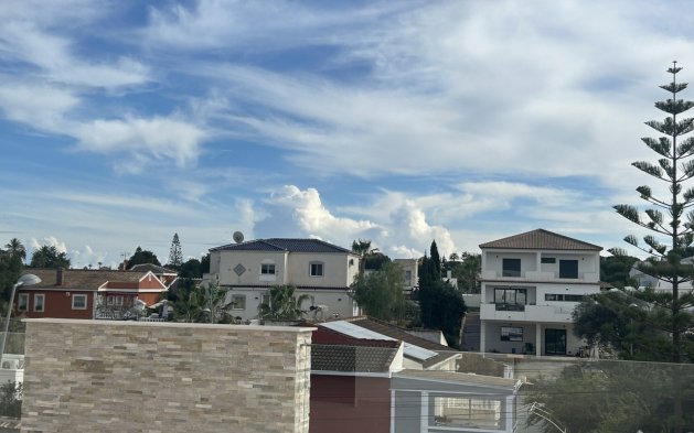 Resale - Villa - Torrevieja - Los Balcones - Los Altos 