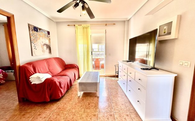 Resale - Apartment / flat - Torrevieja - Punta Prima