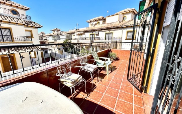Resale - Apartment / flat - Torrevieja - Punta Prima
