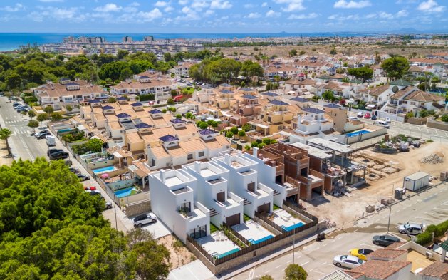 Obra nueva - Villa - Pilar de la Horadada