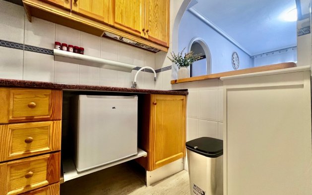 Resale - Apartment / flat - Torrevieja - El Acequión - Los Náufragos