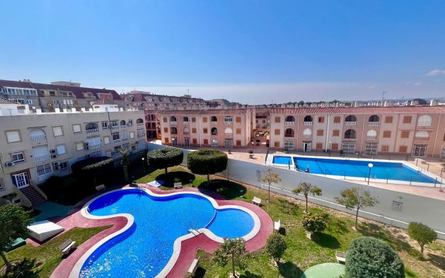 Resale - Apartment / flat - Torrevieja - El Acequión - Los Náufragos