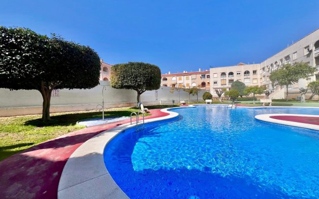 Resale - Apartment / flat - Torrevieja - El Acequión - Los Náufragos