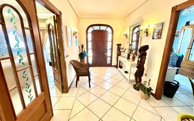 Odsprzedaż - Villa - Torrevieja