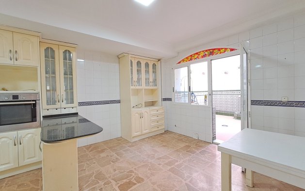 Resale - Apartment / flat - Torrevieja