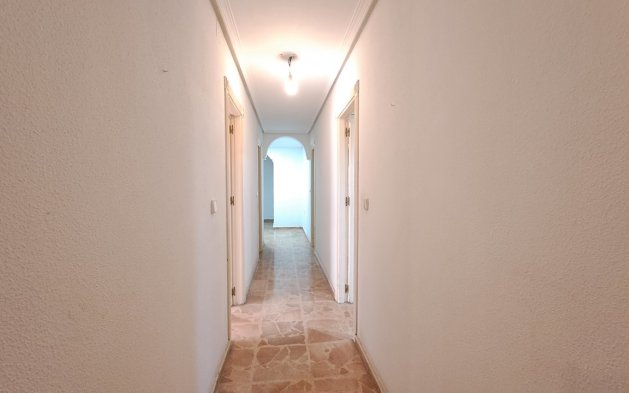 Resale - Apartment / flat - Torrevieja