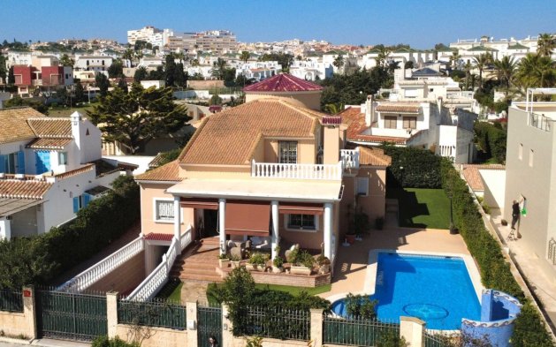 Resale - Villa - Torrevieja - Torrelamata - La Mata