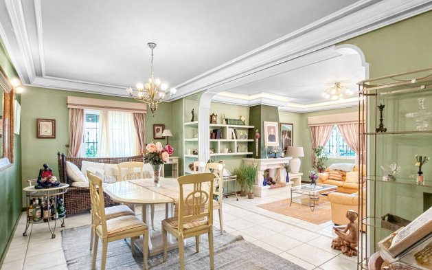 Resale - Villa - Torrevieja - Torrelamata - La Mata