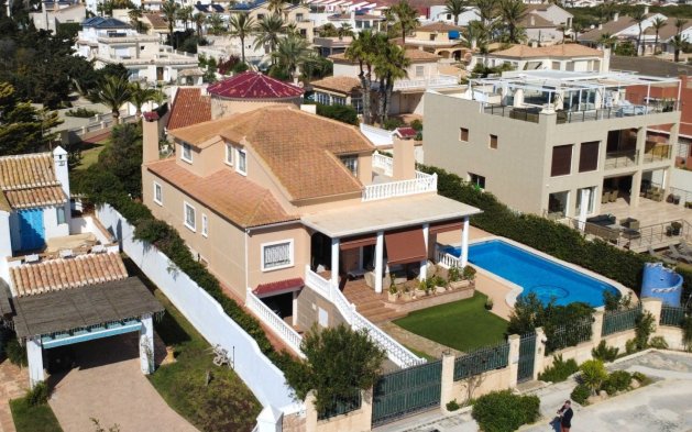Resale - Villa - Torrevieja - Torrelamata - La Mata