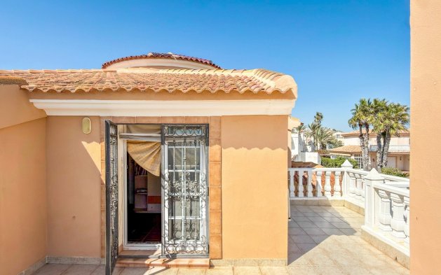 Resale - Villa - Torrevieja - Torrelamata - La Mata