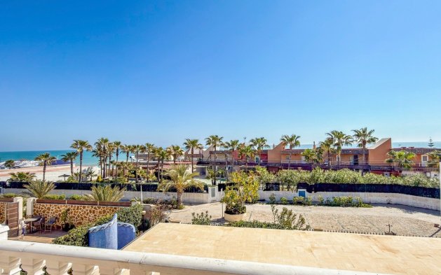 Resale - Villa - Torrevieja - Torrelamata - La Mata