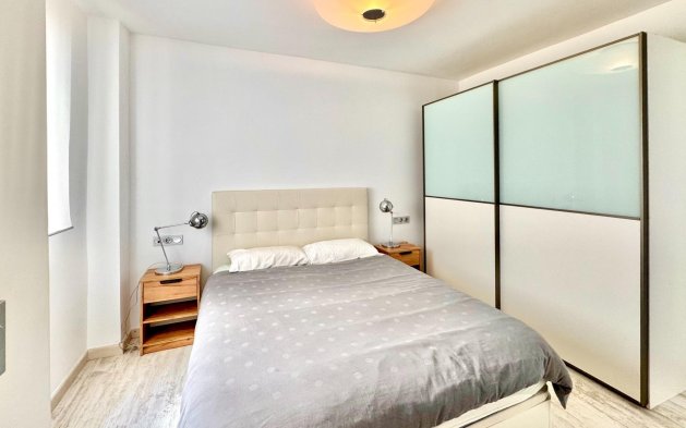 Resale - Apartment / flat - Torrevieja - Estacion de autobuses