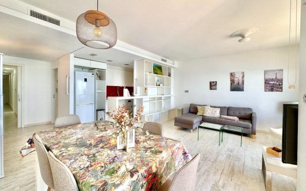 Resale - Apartment / flat - Torrevieja - Estacion de autobuses