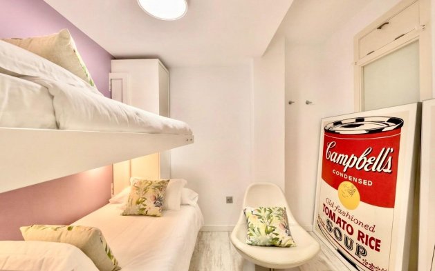 Resale - Apartment / flat - Torrevieja - Estacion de autobuses