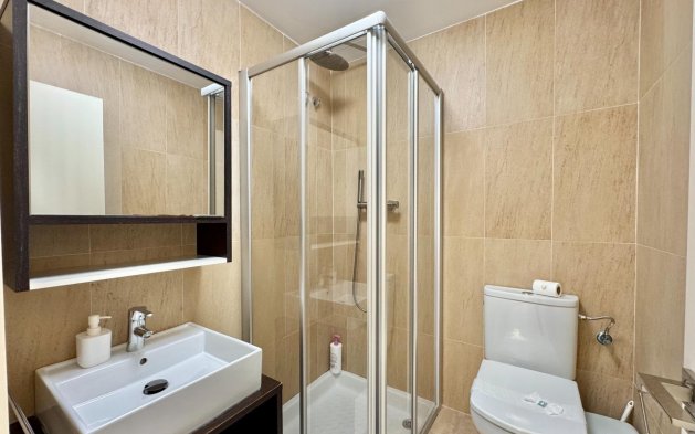 Resale - Apartment / flat - Torrevieja - Estacion de autobuses