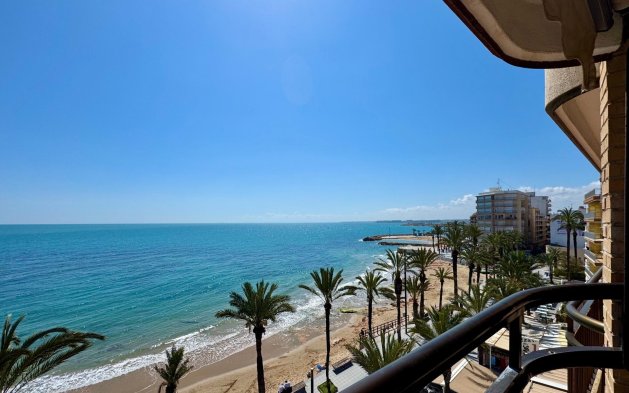 Resale - Apartment / flat - Torrevieja - Estacion de autobuses