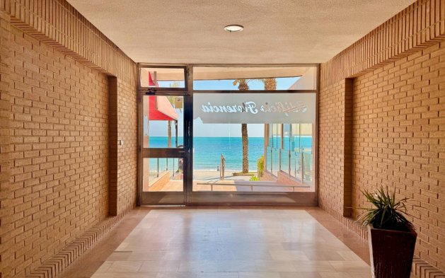 Resale - Apartment / flat - Torrevieja - Estacion de autobuses