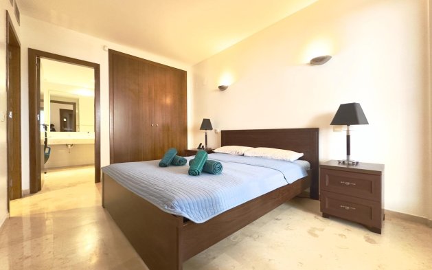 Resale - Apartment / flat - Torrevieja - Punta Prima