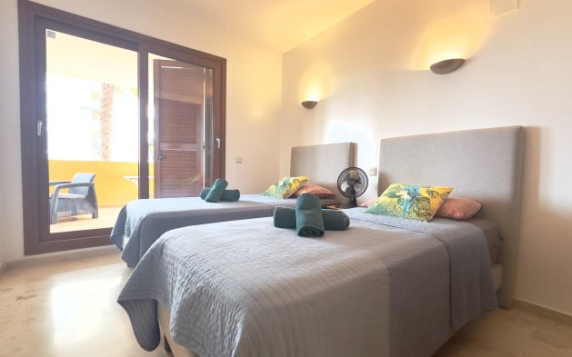 Resale - Apartment / flat - Torrevieja - Punta Prima