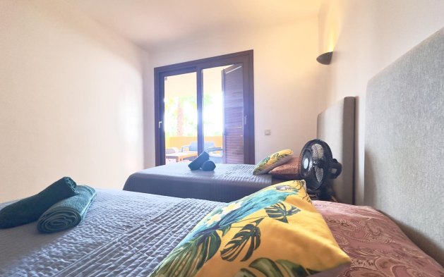 Resale - Apartment / flat - Torrevieja - Punta Prima