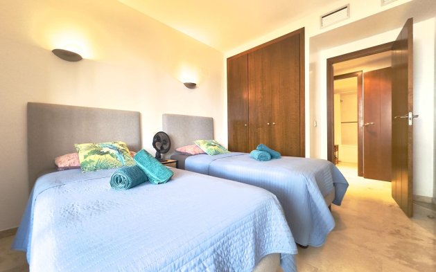 Resale - Apartment / flat - Torrevieja - Punta Prima