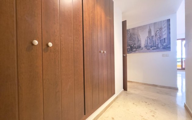 Resale - Apartment / flat - Torrevieja - Punta Prima