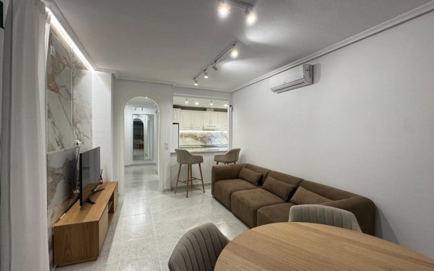 Resale - Apartment / flat - Orihuela Costa - Villamartín-Las Filipinas