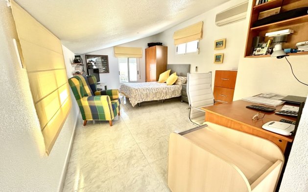 Resale - Villa - Pilar de la Horadada - Pinar de Campoverde