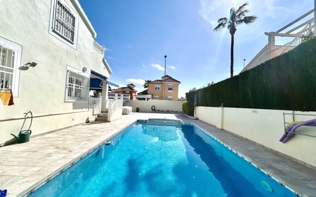 Resale - Villa - Pilar de la Horadada - Pinar de Campoverde