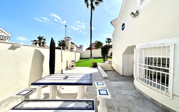 Resale - Villa - Pilar de la Horadada - Pinar de Campoverde